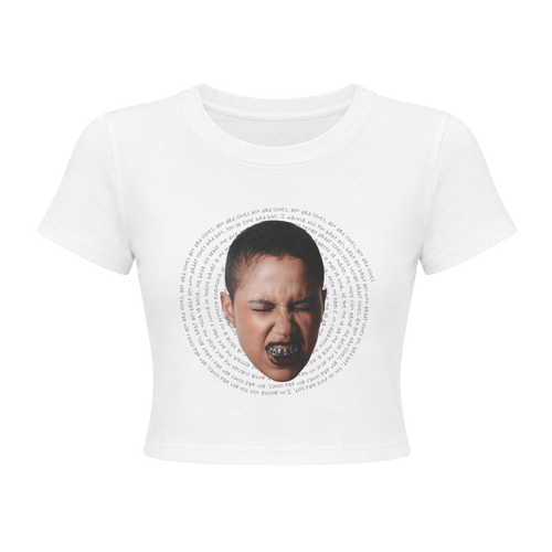 Amor y Droga Baby Tee